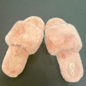 Sam Edelman Jinnie Blush Faux Fur Slippers Size 9
